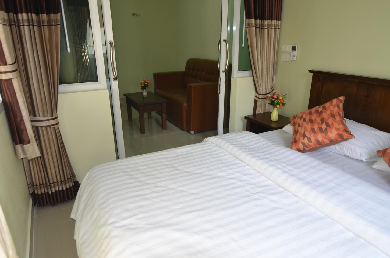 The Best Place Samut Prakan Exterior foto